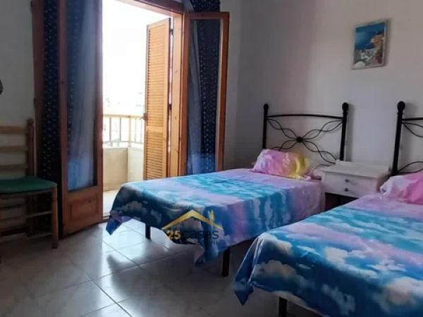 Casa independiente en avenida Albacete, 117