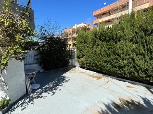 Casa independiente en avenida Albacete