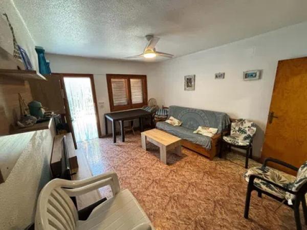 Casa independiente en avenida Albacete