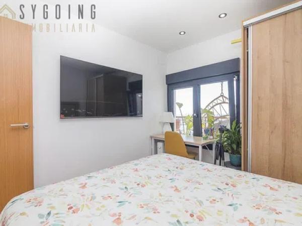 Piso en avenida Jesús Astondoa Santamaría