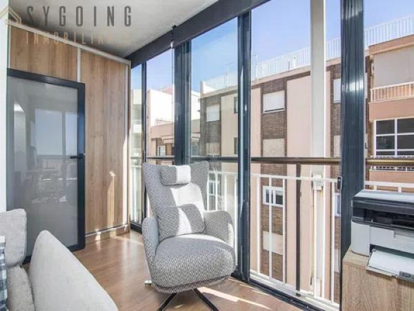 Piso en avenida Jesús Astondoa Santamaría