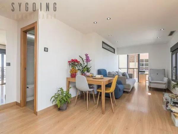 Piso en avenida Jesús Astondoa Santamaría