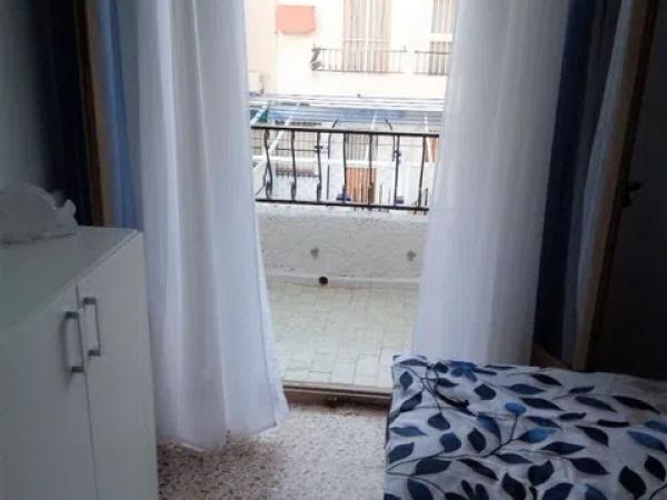Chalet adosado en calle Torrevieja