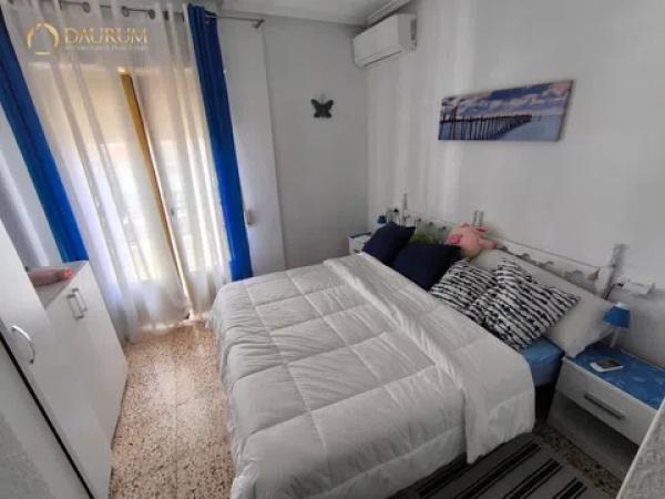 Chalet adosado en calle Torrevieja