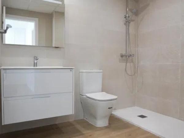 Piso en avenida de Ronda