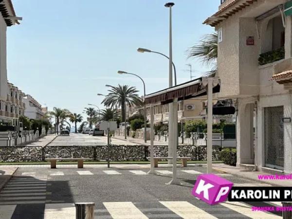 Piso en avenida de Ronda