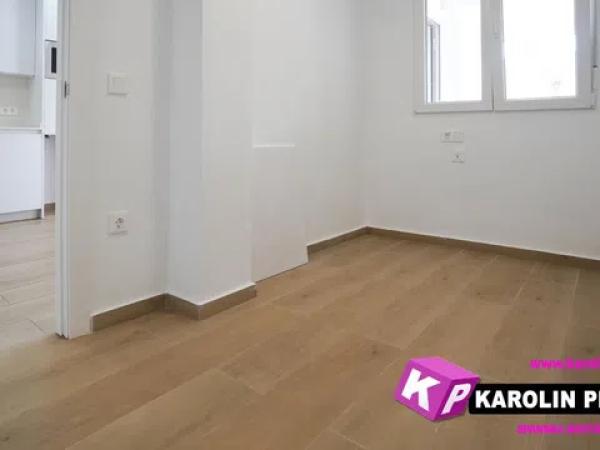 Piso en avenida de Ronda