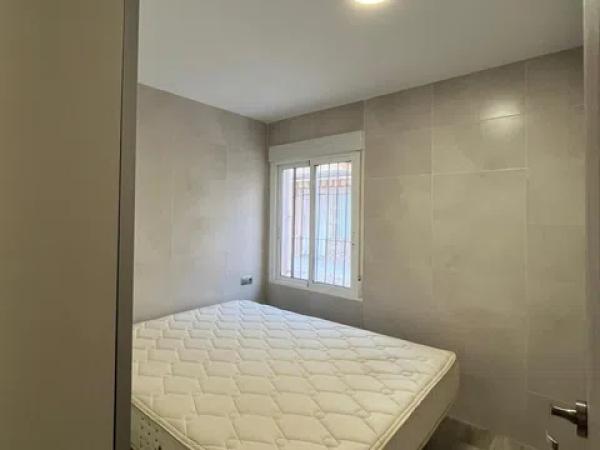 Piso en calle Villena, 12