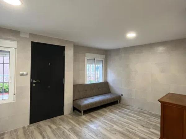 Piso en calle Villena, 12