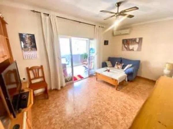 Piso en avenida Jesús Astondoa Santamaría