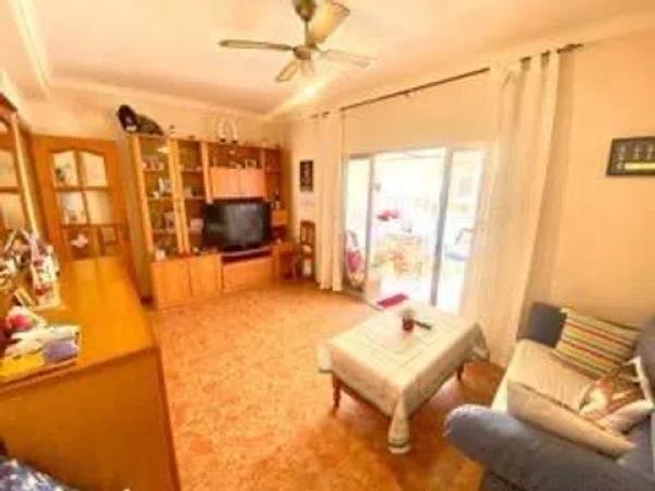 Piso en avenida Jesús Astondoa Santamaría