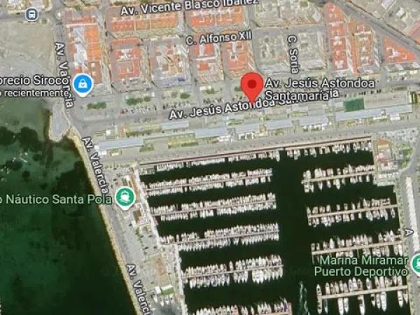 Piso en avenida Jesús Astondoa Santamaría