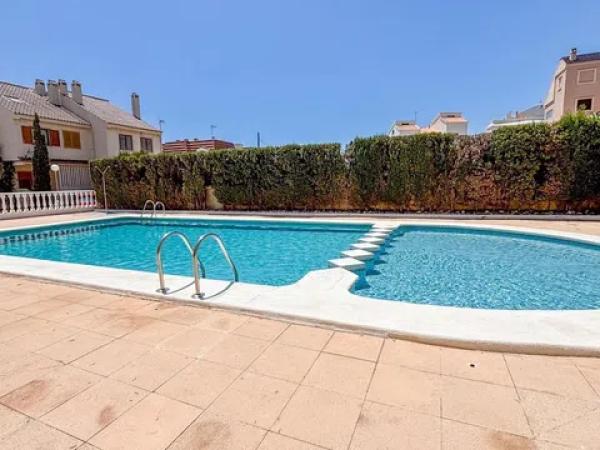 Piso en avenida Catalanet