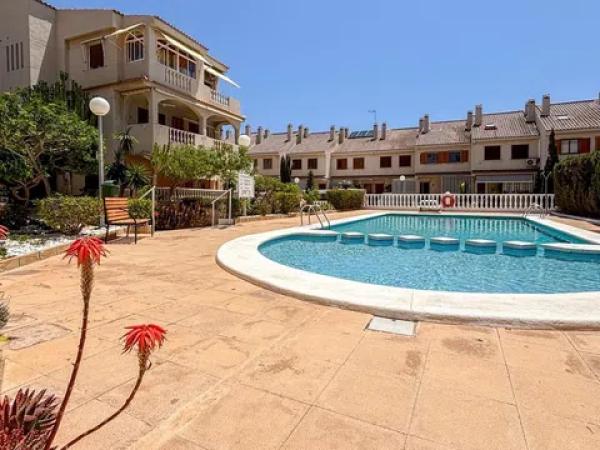 Piso en avenida Catalanet