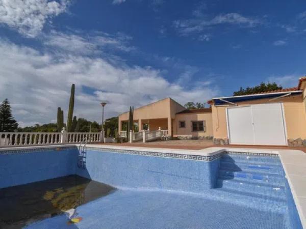 Casa independiente en via Pista