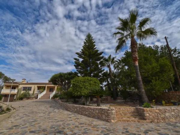 Casa independiente en via Pista