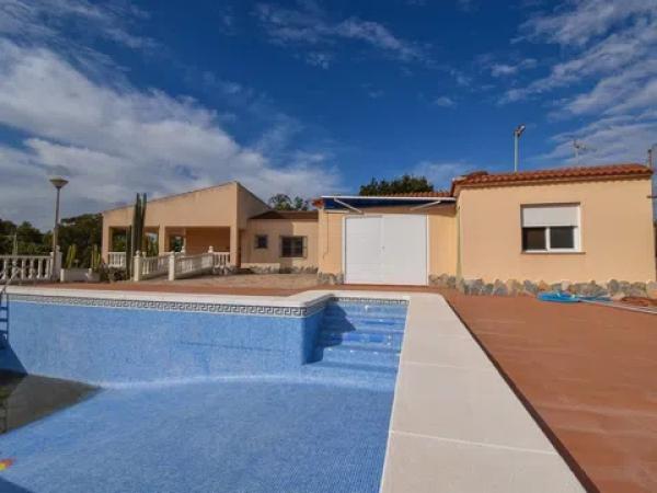 Casa independiente en via Pista