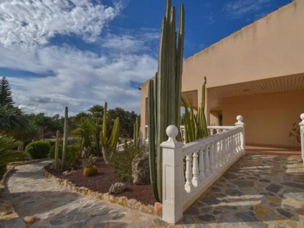 Casa independiente en via Pista