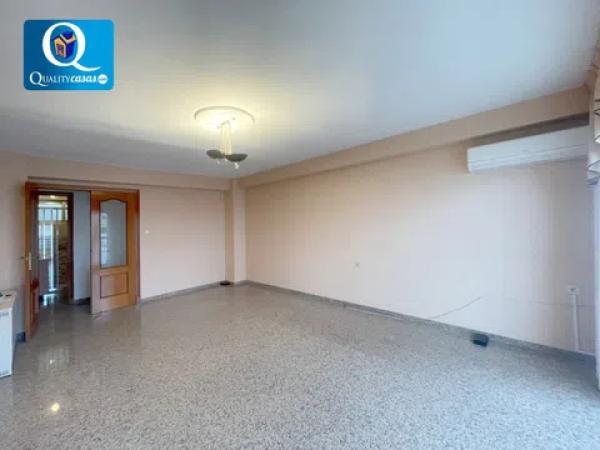 Piso en Playa Levante