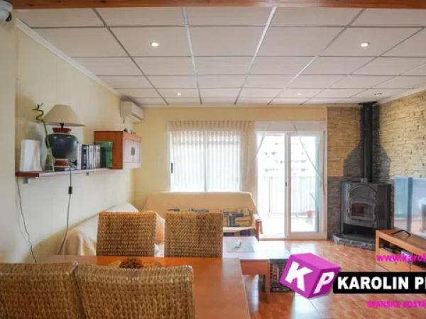 Piso en calle Enrique Pire Solís