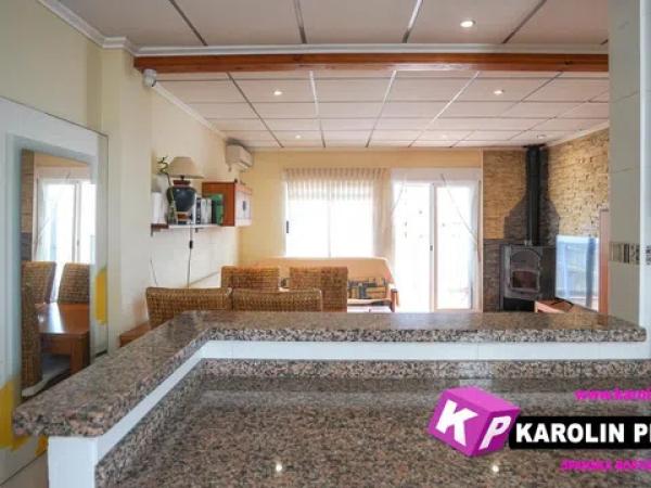 Piso en calle Enrique Pire Solís