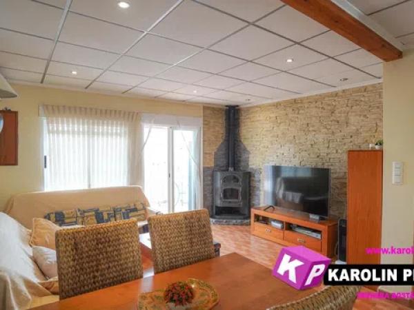 Piso en calle Enrique Pire Solís