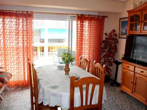 Piso en calle Almoradí