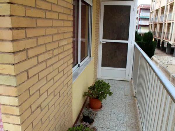 Piso en calle Almoradí