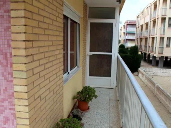 Piso en calle Almoradí