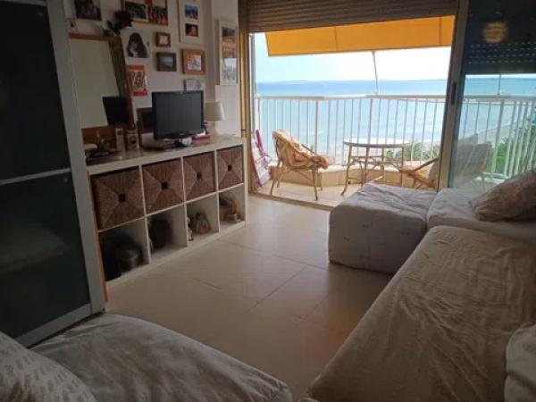 Estudio en avenida Catalanet, 6