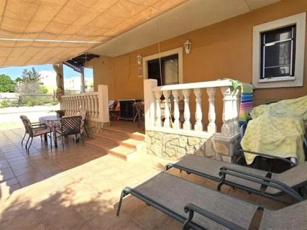 Chalet en Calas de Santa Pola este