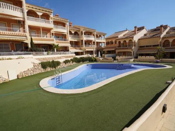 Chalet adosado en calle Honduras, 40