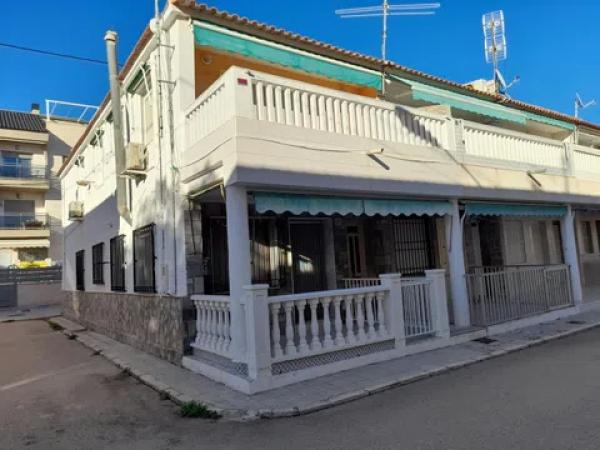 Casa independiente en calle Orihuela