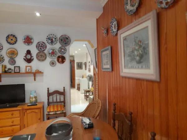 Casa independiente en calle Orihuela