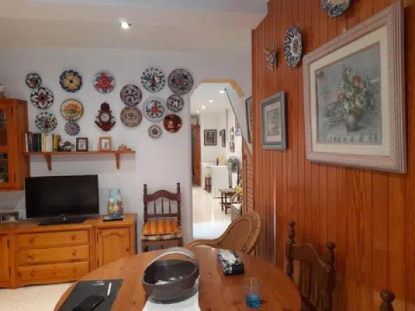 Casa independiente en calle Orihuela