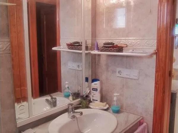 Casa independiente en calle Orihuela