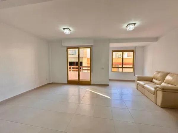 Piso en Playa Levante