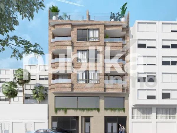 Piso en calle Almirante Antequera, 8