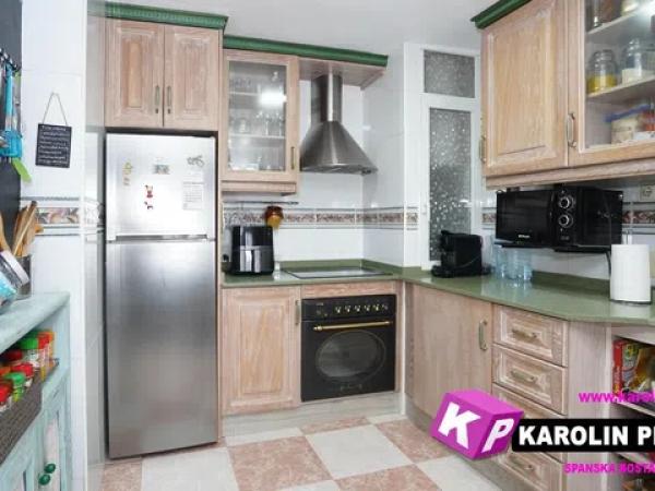 Casa independiente en calle Juan Sebastián Elcano