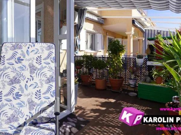 Casa independiente en calle Juan Sebastián Elcano