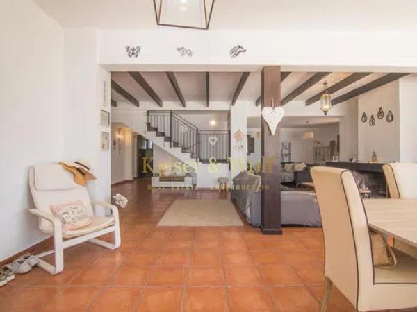 Casa independiente en calle Rafael Franco