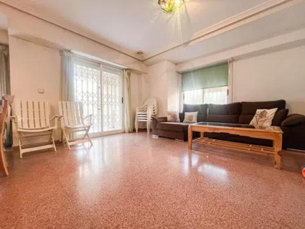 Chalet pareado en calle Méjico