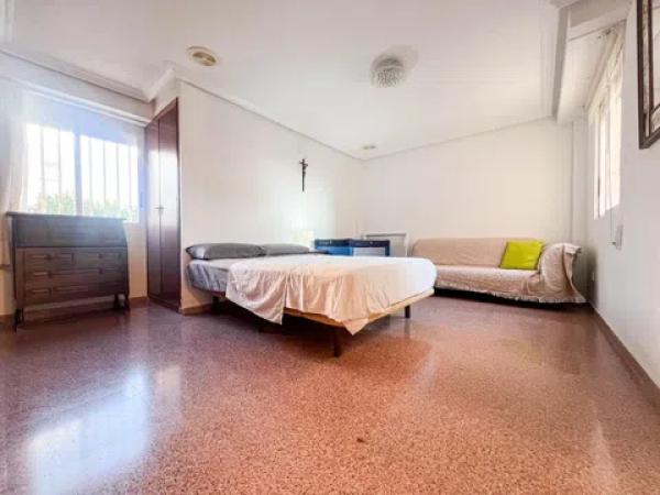 Chalet pareado en calle Méjico