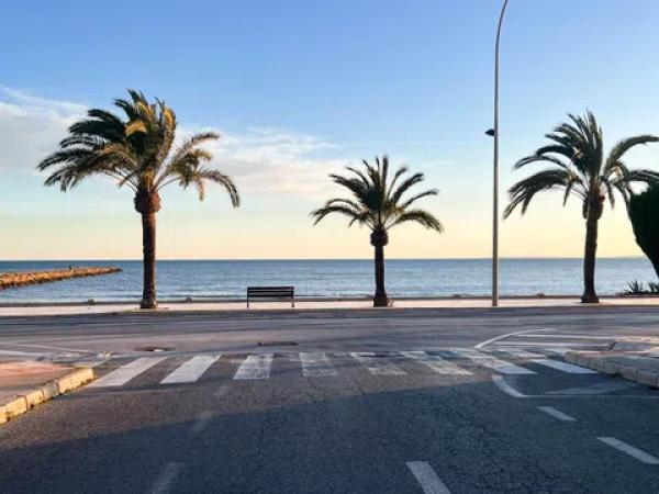 Chalet pareado en calle Méjico