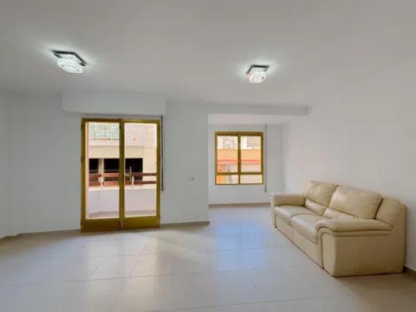 Piso en calle Cervantes