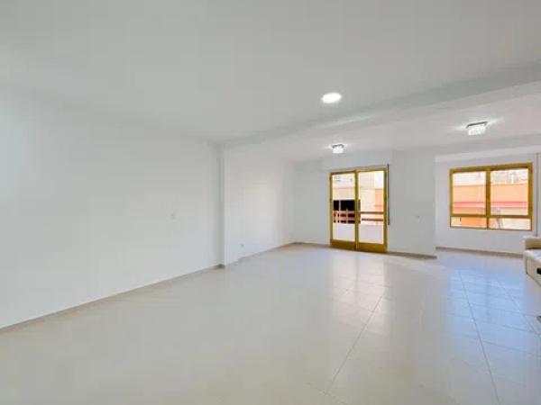 Piso en calle Cervantes