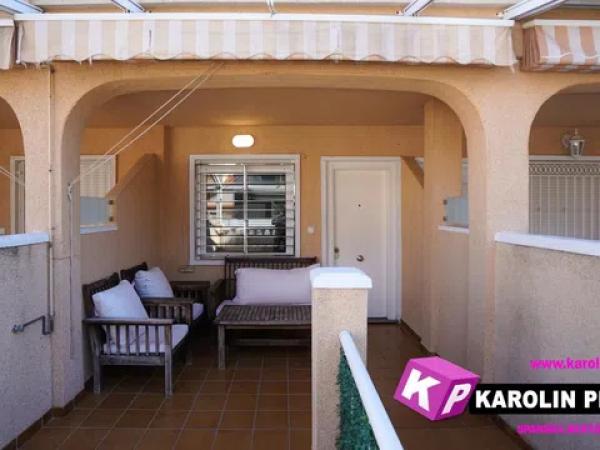 Casa independiente en calle Consueta