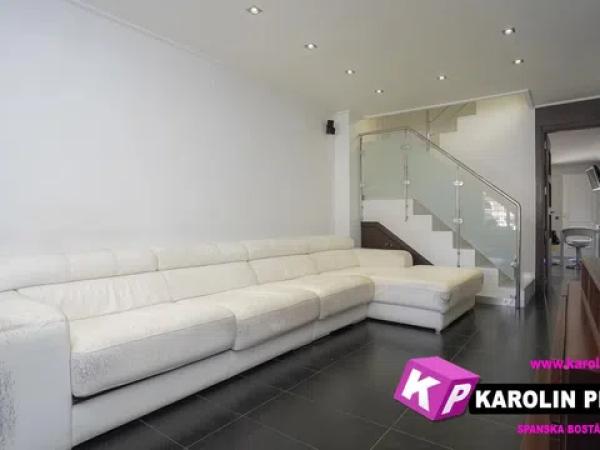 Casa independiente en calle Consueta