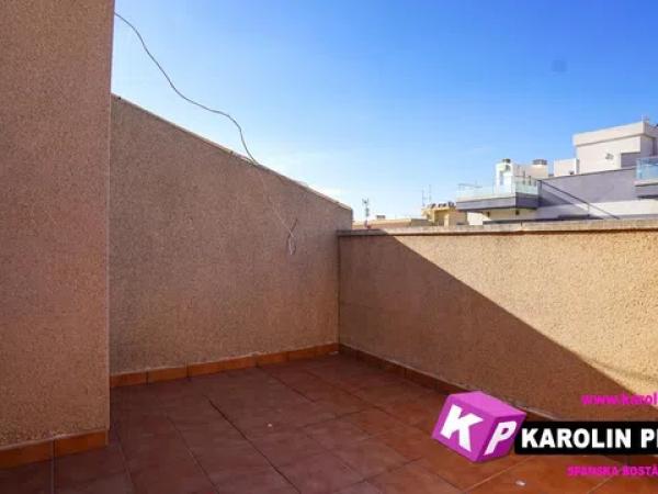 Casa independiente en calle Consueta