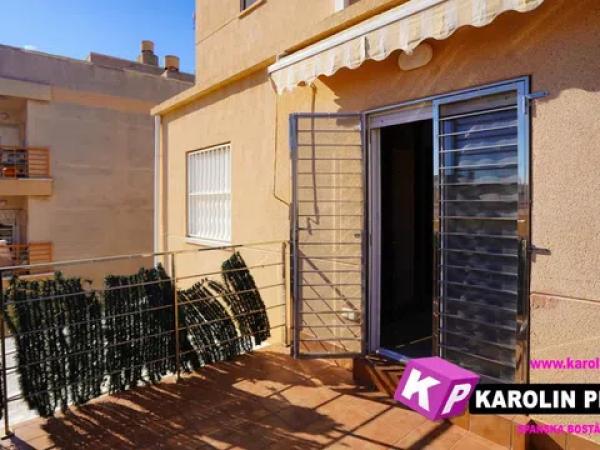 Casa independiente en calle Consueta